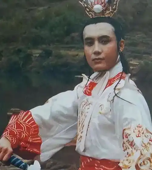 驮唐僧完成取经后,白龙马第一时间跳了化龙池,如果不跳会怎样