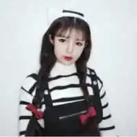 经典qq女生闺蜜两人头像神经范的姐妹陪着很幸福