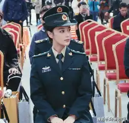 李易峰新剧一身军装亮相,却被张馨予脚上的袜子抢了风头