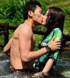 被李小璐吻过的5大男星,图4让她很主动,网友贾乃亮心真