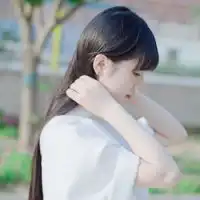 跟这个差不多的qq头像哪位大神有