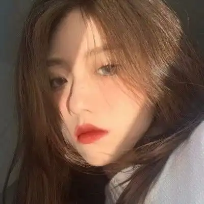 网易云热评发现一尖子生考试翻课本,我告诉老师后,老师不屑说