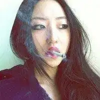 女生头像病女系列抽烟微信头像图片大全