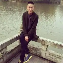 上海男50岁离异征婚照片