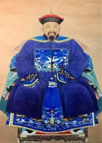 兴旺400年的家族豪宅,床精美堪比龙榻,女眷如厕有专用交通工具