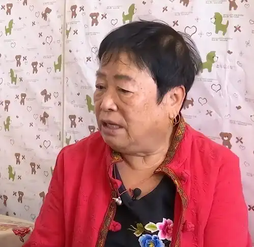 60岁大妈相亲七旬大爷,开口就要一万五,大爷等我没了都你的