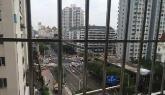 图中亭街文化宫公交站背后真实图片实景拍摄假一赔十福州租房