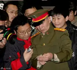 北京军迷聚会上演外国军装秀庆阿尔法50周年