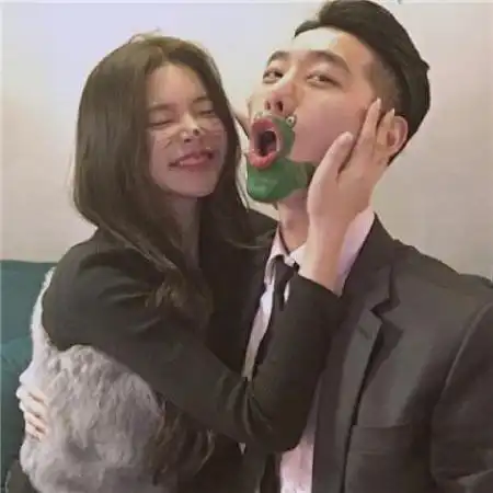情侣头像男左女右男神女神么么哒