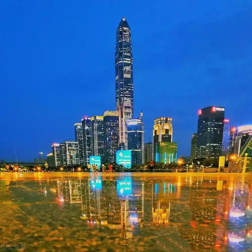 2024年,谁最有希望跻身一线城市,重庆武汉,还是杭州成都