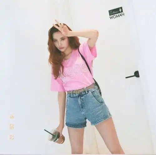 长腿小姐姐宣美的潮流穿搭,了解一下