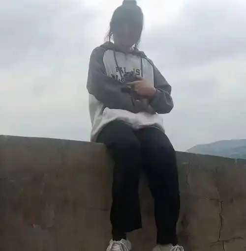 青州14岁女孩离家出走,大家帮忙扩散寻找