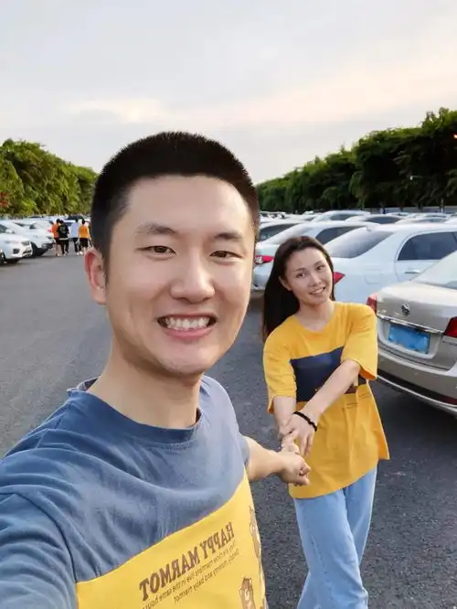 跨越战区的爱情,爱你爱国爱军装