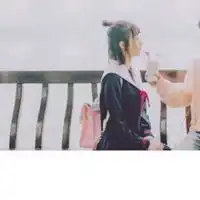 韩系白边情侣头像两张一对微信头像图片大全