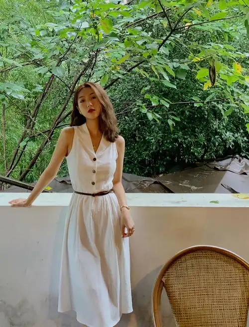 40女性少穿t恤,试试这十款时尚减龄的连衣裙,轻松穿出好气质
