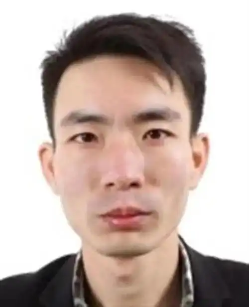 重大刑事案件男子打车时带血的行李箱被识破,丢下行李逃跑
