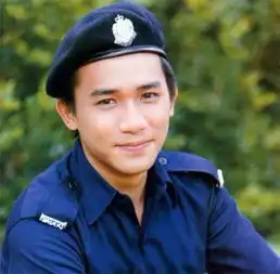 吴亦凡霍建华宋仲基男星军装你更喜欢谁