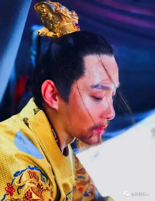 李昕亮我就是小丑希斯莱杰式的反派