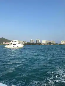 三亚康大游艇vip海上观光海鲜美食休闲游成人票美丽的大海,神奇的三亚蓝天白驴妈妈点评