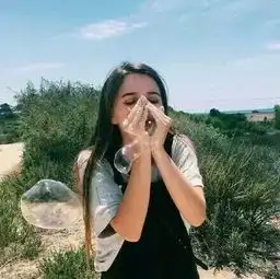 qq你头像,帮我找一下