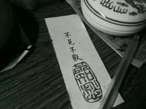 比较伤感的照片适合发说说