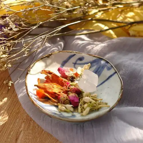 女人过了四十岁以后,常吃这几种食物,皮肤紧致不显老