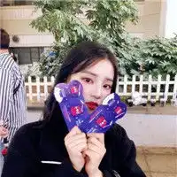 个性韩系女生头像时尚可爱的简单女生