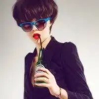qq非主流女生头像暗恋的人往往会很伤感