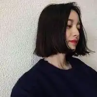 短发背影头像女生霸气微信头像图片大全