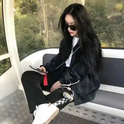 2022最火爆冷酷靓妹头像