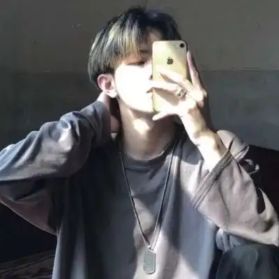 男头枪和玫瑰随时为公主待命