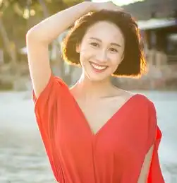 练束梅港风唯美图集,侧颜神秘撩人,平添几分仙气