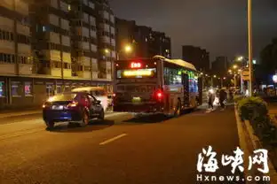 公交车停靠易占道添堵福州拟试点全港湾公交站