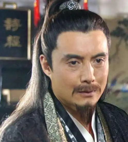 30年前拿天价片酬,30年后卖卤菜为生,最帅白龙马如今生活一团糟
