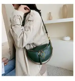 纪蔻秋冬高级感包包洋气质感女包新款2019网红胸包斜挎包女百搭ins潮