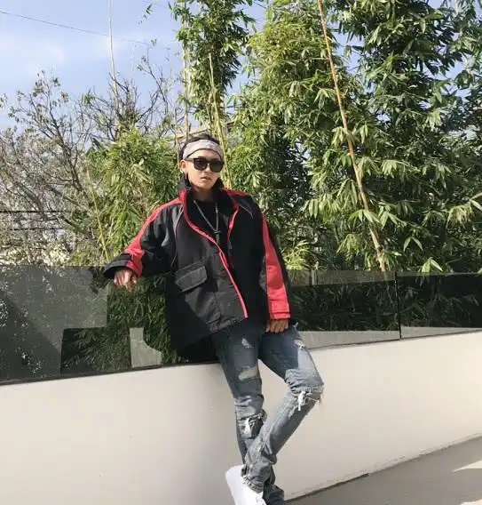 黄子韬又改微博名字,网友不仔细看,还以为我关注了二次元博主