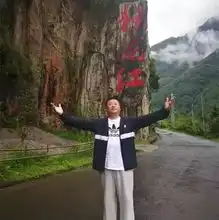 争做新时代的挑山筑梦人曲波励人奋进歌曲新作震撼出炉