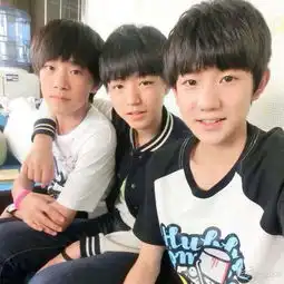 组图tfboys成军5周年盘点三小只成长之路的精彩瞬间