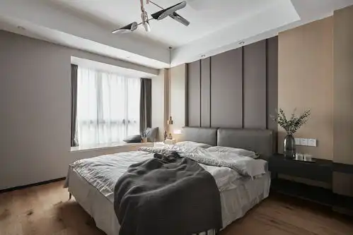 有格调的两房一厅,低调沉稳,演绎简单自然的三口之家