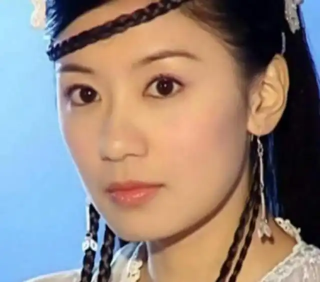03版倚天屠龙记捧红了一众素人,却只有她仍被嘲千年老二