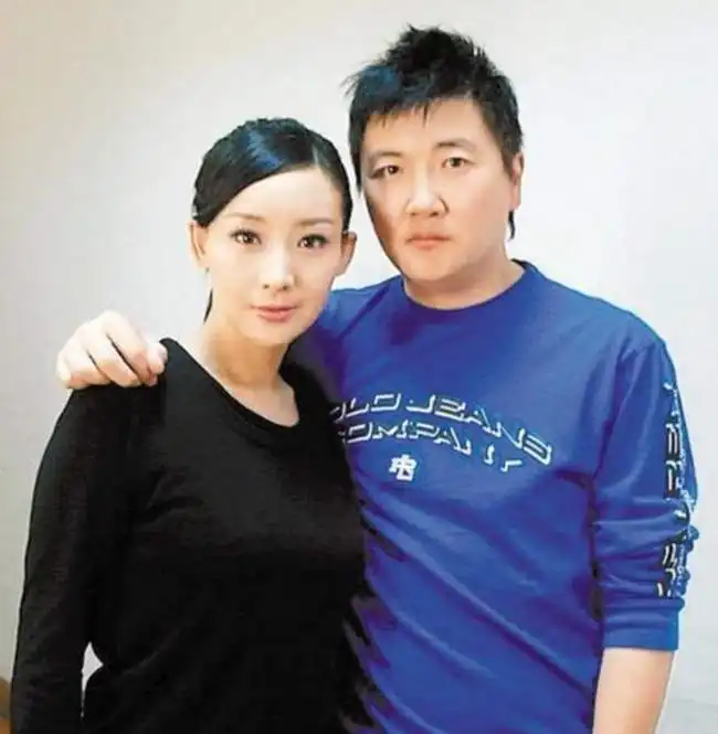 走红后抛妻弃子的5位男星,孙楠王迅不算啥,第五位改名再婚