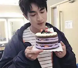 从30岁跨越到31岁,未报恋情的他被称为老男人,也走上了脱发之路