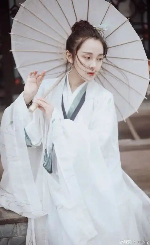 过完春节,男人失眠1个月,国庆来临,男人给你买了回娘家的票