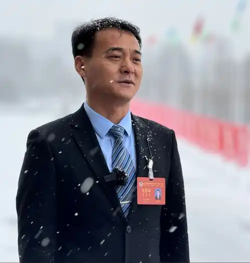 同心筑梦谱华章