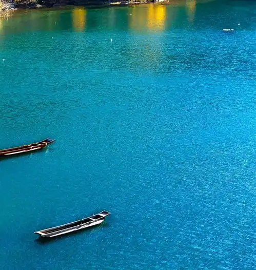 你一定不知道,秋天的泸沽湖不止一种颜色