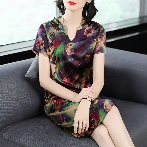 万万没想到妈妈裙刚上架两小时就抢光了,妈妈穿上美的人见人夸