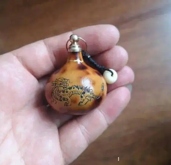 哎呦,真会搞,文玩人都玩黄金葫芦了