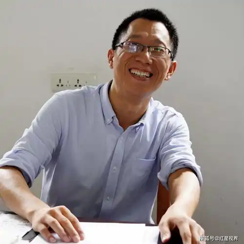 上百张照片记录营山教师最美笑容