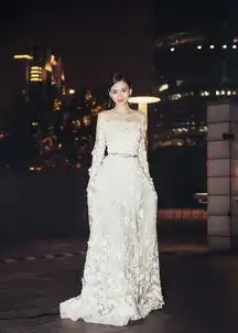 baby透视白色长裙妩媚性感展露大片美背8521530搜狐时尚频道图片库大视野搜狐