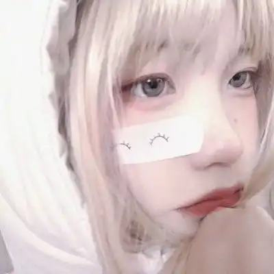 丧系女头强颜欢笑的朋友圈文案